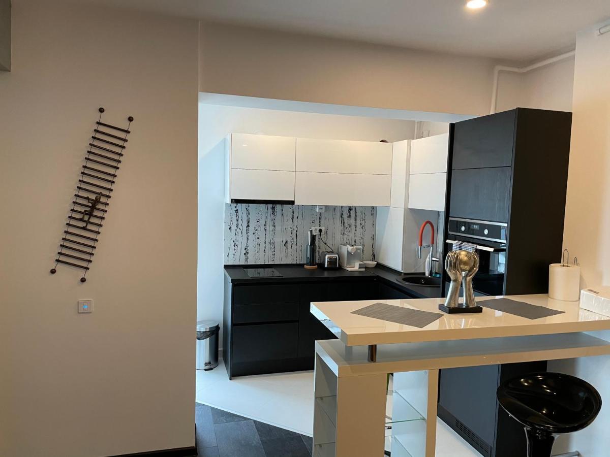 Fancy Westpark 2 Residence Lakeview W7 Βουκουρέστι Εξωτερικό φωτογραφία